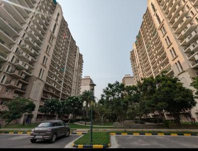 Image of 2230 Sq.ft 4 BHK Apartment / Flat for rent in DLF Express Greens, Manesar, Gurgaon for Rs. 43000