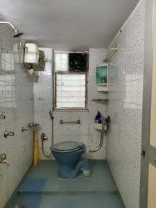Common Bathroom Image of 800 Sq.ft 2 BHK Apartment / Flat for sale in Mulund East Mumbai for Rs. 14500000