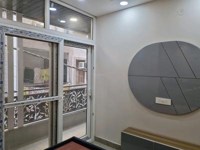 Bedroom Image of 910 Sq.ft 3 BHK Apartment / Flat for rent in Dwarka Mor New Delhi for Rs. 26000