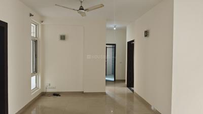 Living Room Image of 1900 Sq.ft 3 BHK Apartment / Flat for sale in Grand Omaxe, Sector 93B Noida for Rs. 32500000