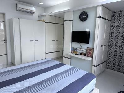 Bedroom Image of 1850 Sq.ft 3 BHK Apartment / Flat for sale in Juhu Mumbai for Rs. 102500000