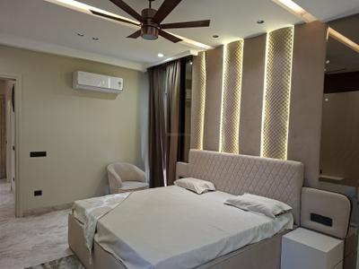 Bedroom Image of 3600 Sq.ft 4 BHK Builder Floor for sale in Janakpuri New Delhi for Rs. 82500000