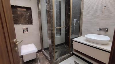 Bathroom Image of 2700 Sq.ft 4 BHK Builder Floor for sale in Hauz Khas New Delhi for Rs. 80000000