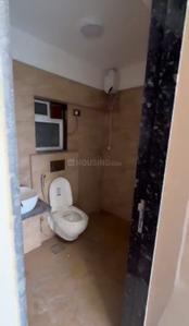 Bathroom Image of 1100 Sq.ft 3 BHK Apartment / Flat for rent in Mayfair Breeze, Andheri West Mumbai for Rs. 110000