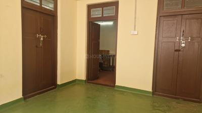 Bedroom Image of 1500 Sq.ft 1 BHK Independent House for rent in Puliakulam Coimbatore for Rs. 22000