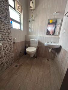 Bathroom Image of 1190 Sq.ft 2 BHK Apartment / Flat for sale in Siruseri Chennai for Rs. 6300000