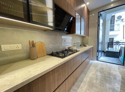 Kitchen Image of 5400 Sq.ft 4 BHK Builder Floor for rent in Vasant Vihar New Delhi for Rs. 650000