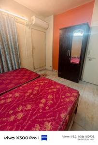 Bedroom Image of 950 Sq.ft 2 BHK Apartment / Flat for rent in Prabhadevi Mumbai for Rs. 78000
