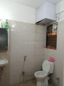 Bathroom Image of 1250 Sq.ft 3 BHK Apartment / Flat for rent in Giridhar Natural Heights PH II, Industrial Area Durgapur for Rs. 26000