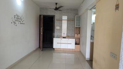 Living Room Image of 980 Sq.ft 1.5 BHK Apartment / Flat for rent in Gajra Bhoomi Gardenia, Kalamboli Navi Mumbai for Rs. 28000