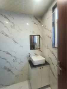 Image of 250 Sq.ft 1 BHK Independent House for rent in Sector 51, Gurgaon for Rs. 40000