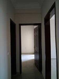 Passage Image of 1684 Sq.ft 3 BHK Apartment / Flat for sale in Paramount Floraville, Kulesara Noida for Rs. 21000000
