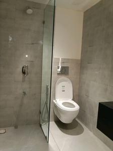Bedroom Two Image of 900 Sq.ft 2 BHK Apartment / Flat for rent in Piramal Mahalaxmi South Tower, Worli Mumbai for Rs. 225000