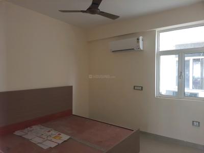 Bedroom Image of 800 Sq.ft 3 BHK Apartment / Flat for sale in ROF Aalayas Phase 2, Sector 102 Gurgaon for Rs. 8500000