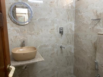 Bathroom Image of 2000 Sq.ft 4 BHK Independent House for rent in Sasthamangalam Thiruvananthapuram for Rs. 100000