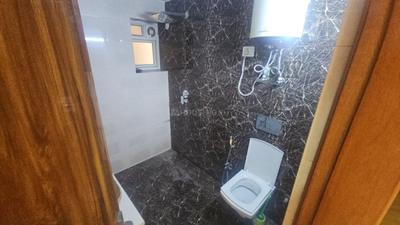 Image of 2200 Sq.ft 4 BHK Apartment / Flat for sale in Sarita Vihar, New Delhi for Rs. 32800000