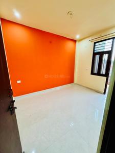 Bedroom Image of 850 Sq.ft 2 BHK Builder Floor for rent in Noida Extension Greater Noida for Rs. 12000