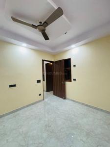 Bedroom Image of 1000 Sq.ft 2 BHK Builder Floor for rent in Uttam Nagar New Delhi for Rs. 16000