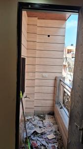 Balcony Image of 500 Sq.ft 1 BHK Builder Floor for rent in Preet Vihar New Delhi for Rs. 14000