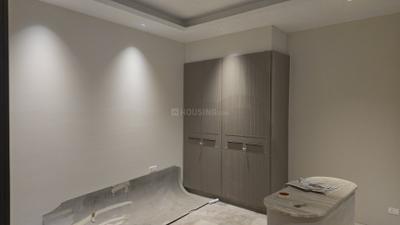 Bedroom Image of 2700 Sq.ft 4 BHK Builder Floor for sale in Paschim Vihar New Delhi for Rs. 50000007