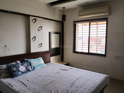 Bedroom Image of 2250 Sq.ft 4 BHK Penthouse for sale in Shyamal Ahmedabad for Rs. 14500000