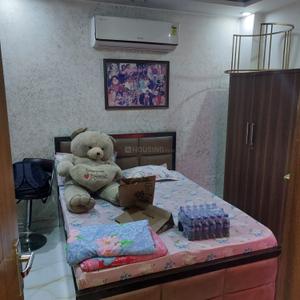 Bedroom Image of 1200 Sq.ft 3 BHK Builder Floor for sale in Karol Bagh New Delhi for Rs. 15000000