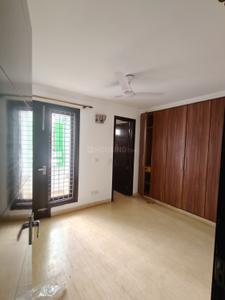 Bedroom Image of 900 Sq.ft 2 BHK Builder Floor for sale in Lajpat Nagar New Delhi for Rs. 20000000