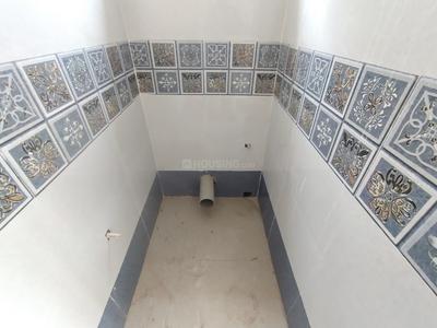 Bathroom Image of 900 Sq.ft 2 BHK Apartment / Flat for sale in South Dum Dum Kolkata for Rs. 4680000