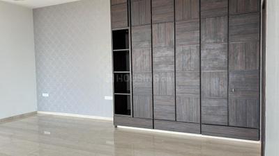 Bedroom Image of 1000 Sq.ft 2 BHK Apartment / Flat for sale in Raheja Imperia, Lower Parel Mumbai for Rs. 48500000