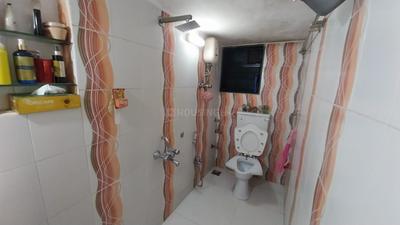Bathroom Image of 900 Sq.ft 2 BHK Apartment / Flat for sale in Vini Garden, Dahisar West Mumbai for Rs. 17500000