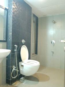 Common Bathroom Image of 950 Sq.ft 2 BHK Apartment / Flat for rent in Lodha Splendora, Thane West Thane for Rs. 32000
