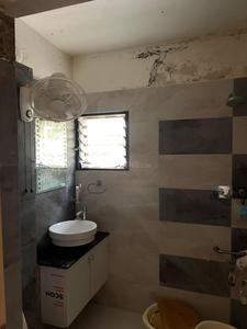 Bathroom Image of 2249 Sq.ft 3 BHK Apartment / Flat for sale in Ratnaakar Rosewood Estate, Jodhpur Ahmedabad for Rs. 19000000