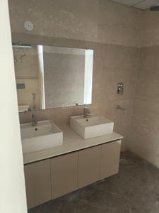 Bathroom Image of 2990 Sq.ft 3 BHK Apartment / Flat for rent in Supertech Supernova, Sector 94 Noida for Rs. 129000