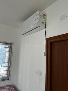 Bedroom Image of 1250 Sq.ft 2 BHK Apartment / Flat for rent in Aparna Sarovar Zenith, Nallagandla Hyderabad for Rs. 60000