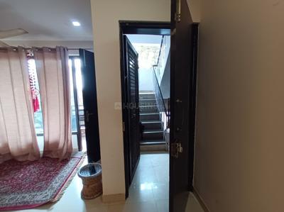 Bedroom Image of 2000 Sq.ft 3 BHK Apartment / Flat for sale in DDA Sector C Pocket 8, Vasant Kunj New Delhi for Rs. 35000000