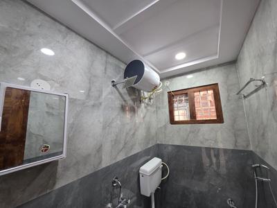 Bathroom Image of 650 Sq.ft 2 BHK Builder Floor for rent in JP Nagar Bengaluru for Rs. 26500