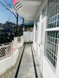 Balcony Image of 1000 Sq.ft 3 BHK Builder Floor for sale in Lawi Khurd Solan for Rs. 8000000