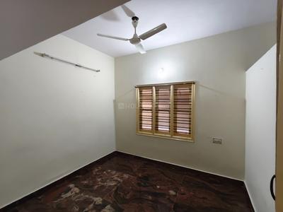 Bedroom Image of 1200 Sq.ft 2 BHK Builder Floor for rent in Mallathahalli Bengaluru for Rs. 20000