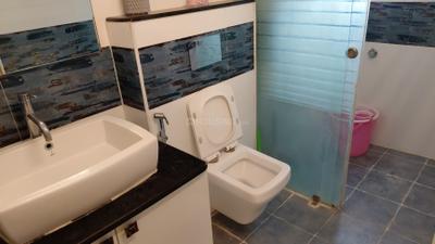 Image of 2200 Sq.ft 3 BHK Apartment / Flat for rent in Hoysala Landmark, Sanjaynagar, Bengaluru for Rs. 70000