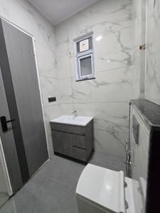 Bathroom Image of 2000 Sq.ft 3 BHK Independent House for sale in Sahastradhara Road Dehradun for Rs. 12000000