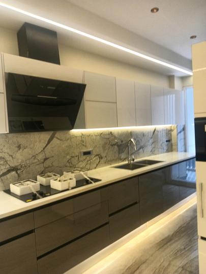 Sector 25, DLF Phase 2 Main Image 1