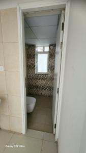Bathroom Image of 620 Sq.ft 1 BHK Apartment / Flat for sale in Godrej Hill Retreat, Mahalunge Pune for Rs. 7200000