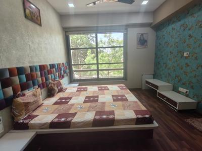 Bedroom Image of 4400 Sq.ft 4 BHK Apartment / Flat for sale in Bodakdev Ahmedabad for Rs. 60000000
