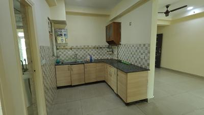 Kitchen Image of 1090 Sq.ft 2 BHK Apartment / Flat for rent in Gaursons Gaur City 2 11th Avenue, Noida Extension Greater Noida for Rs. 21000