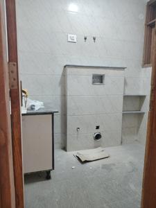 Common Bathroom Image of 800 Sq.ft 2 BHK Builder Floor for rent in Chhattarpur New Delhi for Rs. 24000