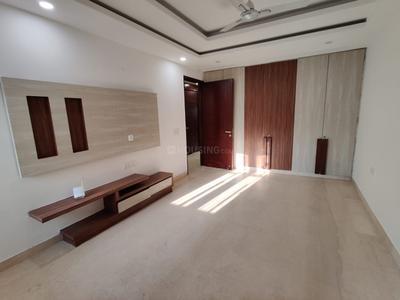 Bedroom Image of 1800 Sq.ft 3 BHK Builder Floor for sale in Karkardooma New Delhi for Rs. 40000000