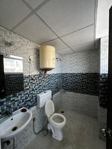 Bathroom Image of 650 Sq.ft 2 BHK Apartment / Flat for sale in Signature Global Andour Heights, Sector 71 Gurgaon for Rs. 9000000