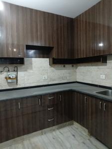 Kitchen Image of 675 Sq.ft 2 BHK Apartment / Flat for rent in Sector 19 Dwarka New Delhi for Rs. 18000
