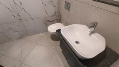 Image of 2100 Sq.ft 3 BHK Apartment / Flat for rent in Richmond Town, Bengaluru for Rs. 145000