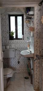 Bathroom Image of 360 Sq.ft 1 BHK Apartment / Flat for sale in Zeba Corner, Pali Hill Mumbai for Rs. 25000000
